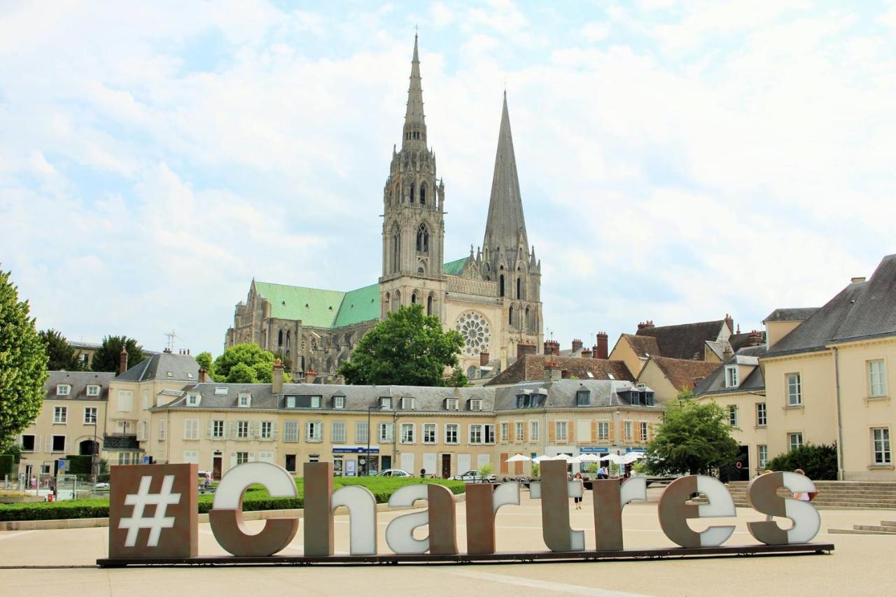 Les Clochers D'Or Chartres Eksteriør bilde
